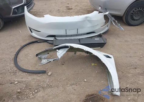 2023 Tesla Model Y Awd/Long Range Dual Motor All-Wheel Drive из США, поврежденный, VIN 7SAYGDEE8PA129657